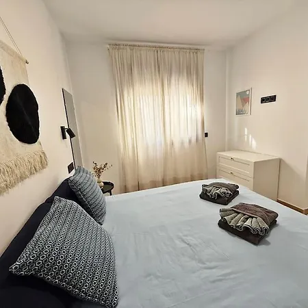 Nuevo Y Centrico De Playa